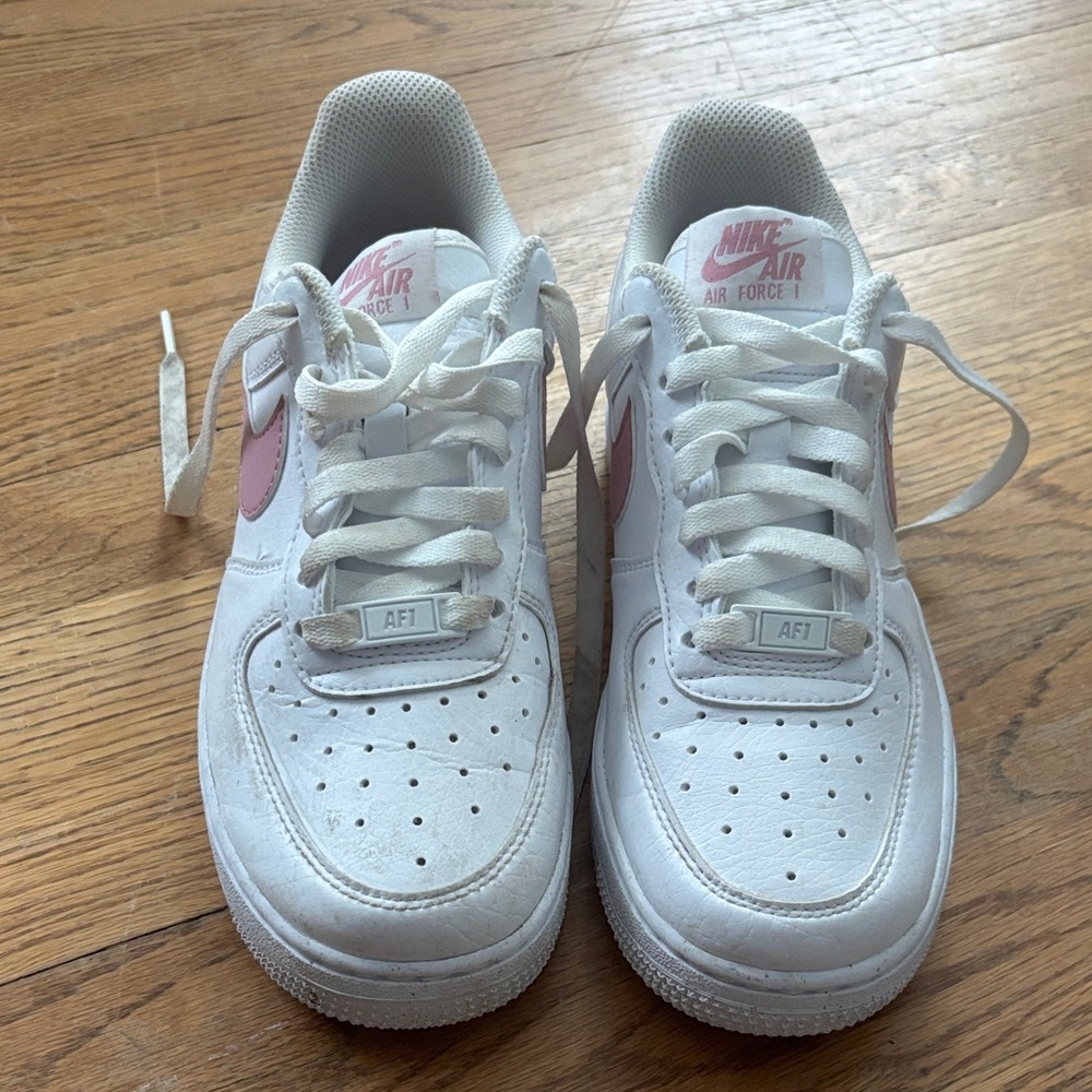 Nike Air Force 1 White and Pink Sneakers